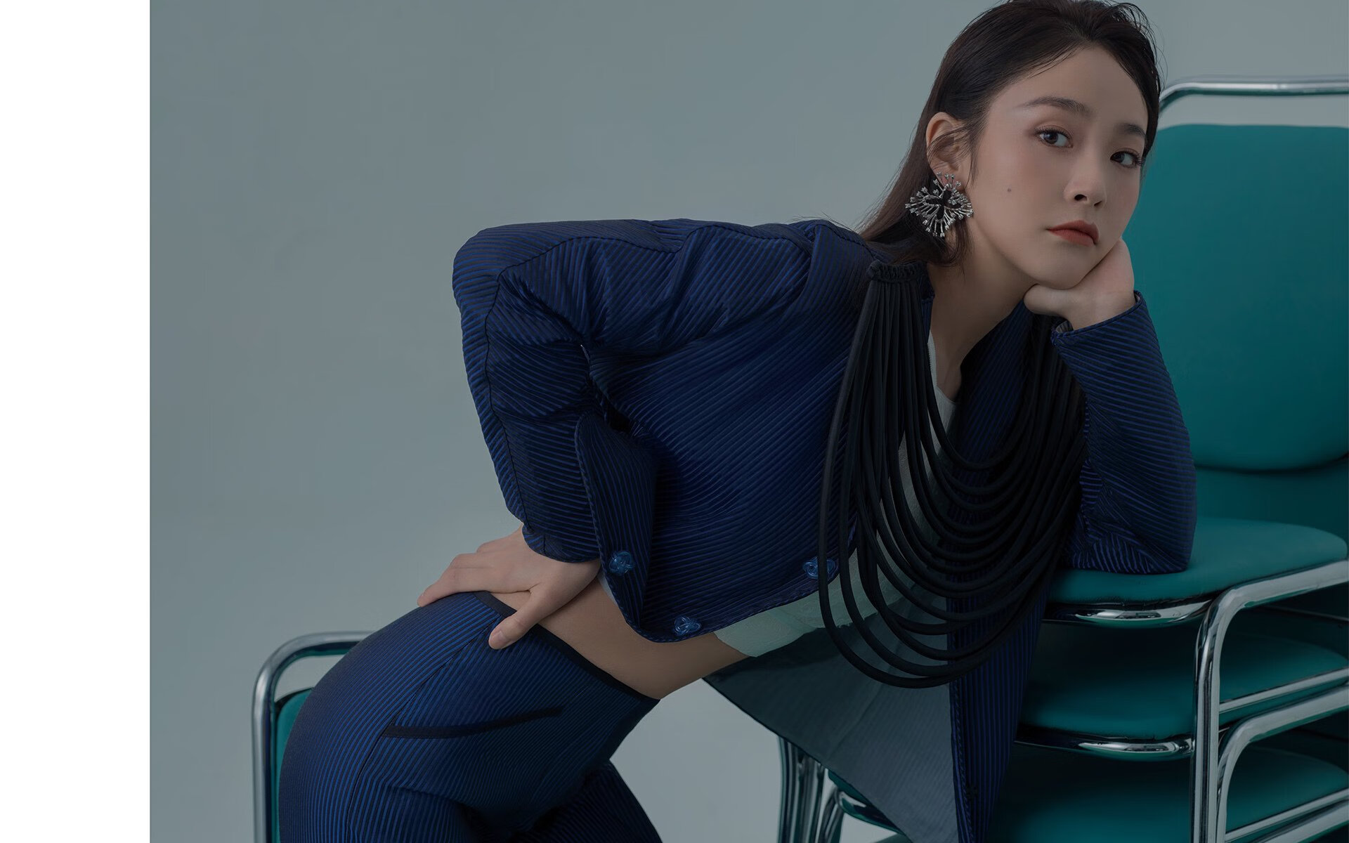 波兰选手再度晋级大赛四强，表现亮眼，波兰6名选手